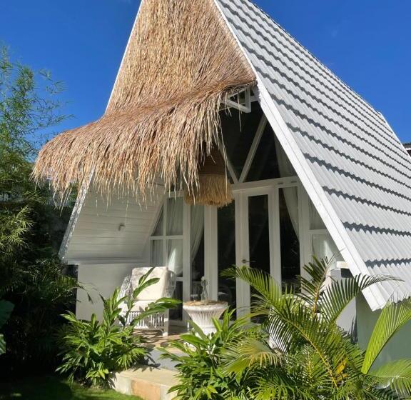 스탠다드 룸 풀장 전망, Piramida S White Villa S Bali