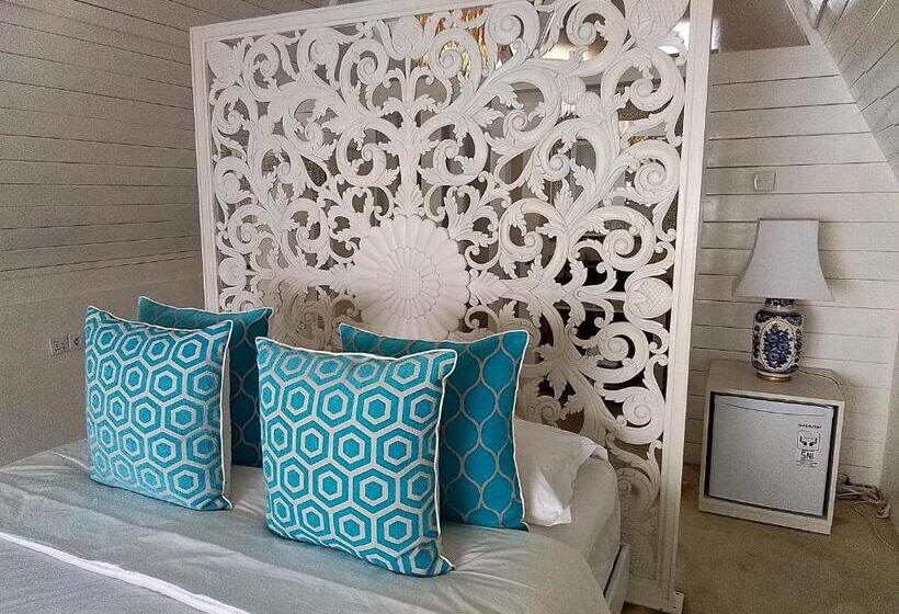 스탠다드 룸 풀장 전망, Piramida S White Villa S Bali