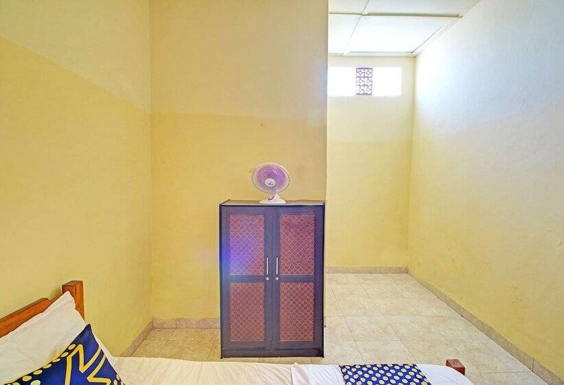Номер Стандарт, Oyo Life 92954 Shanti Kost
