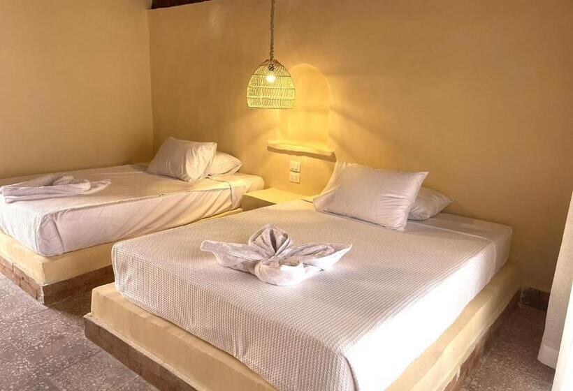 اتاق استاندارد با چشم‌انداز دریاچه, Ayujidda Nubian House