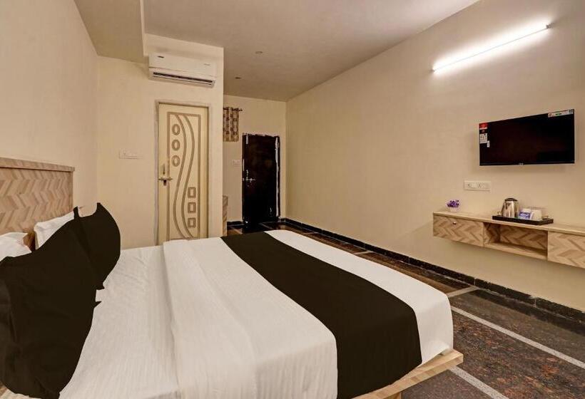 三人经典房间, Collection O Living Tree Suites