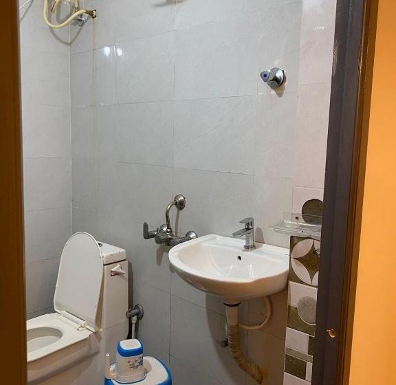 三人经典房间, Collection O Living Tree Suites