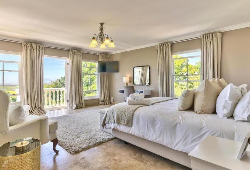Люкс Superior, Devonport House   Constantia