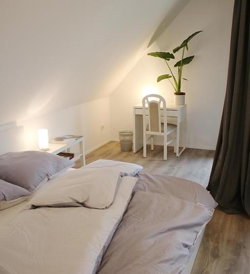 Номер Стандарт с Балконом, Messe  Und Gästezimmer Hildesheim