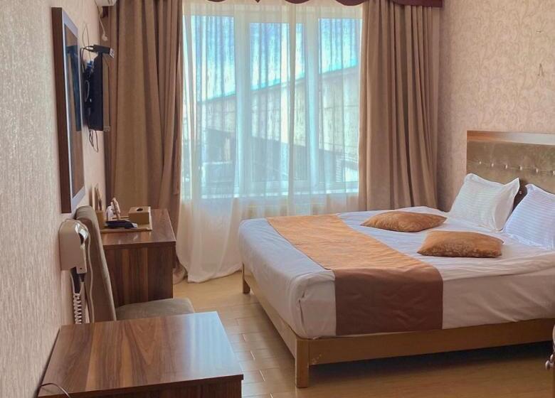اتاق استاندارد, Royal_hotel_hostel