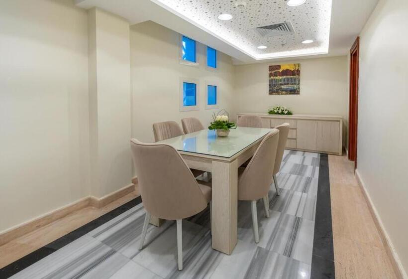 سوییت با چشم‌انداز دریا, Safir Marsa Matrouh Resort