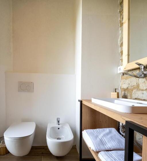 패밀리 룸, Borgo Dei Sassi Di Roccamalatina   Room And Breakfast