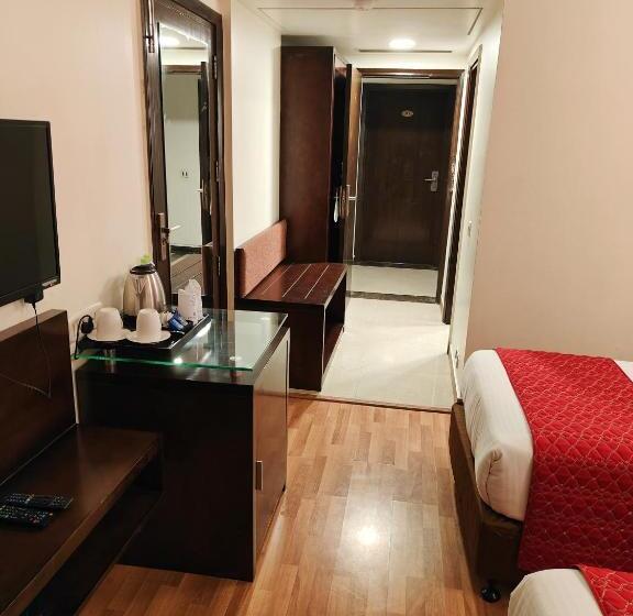 Люкс 2 Спальни, Rosemallow Hotel New Delhi