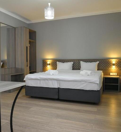 标准间带阳台, Khan Hotel Samarkand