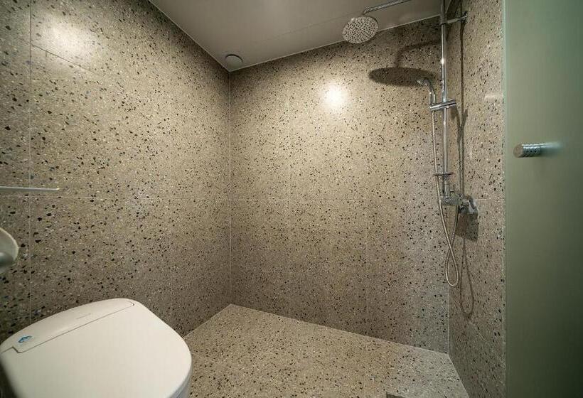 Premium room with terrace, Hound Hotel Gimhae Samgye