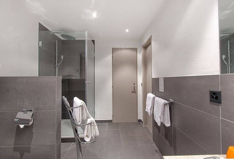 Апартаменты 3 Спальни, Central, Spa & Lounge Bar