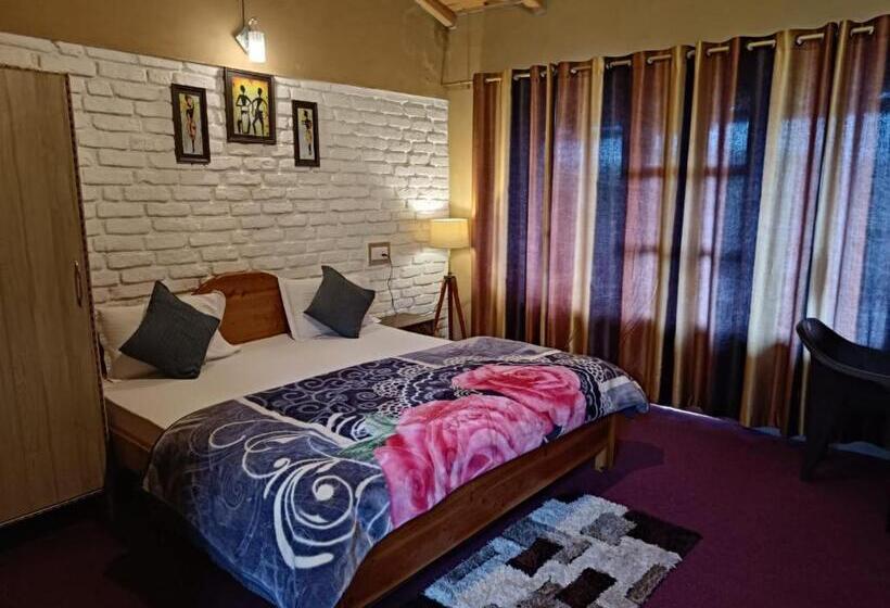 豪华房间, Binsar Oak Paradise Resort  Uk