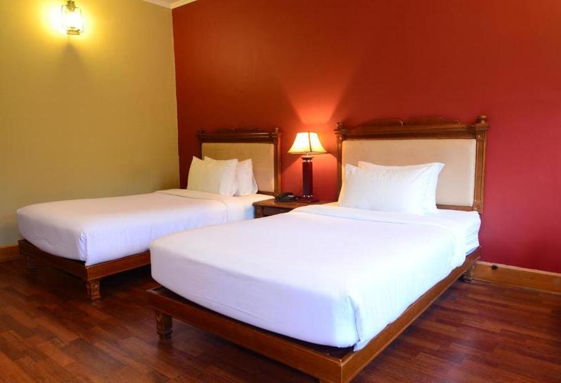 Deluxe Room, Dragons Nest Resort