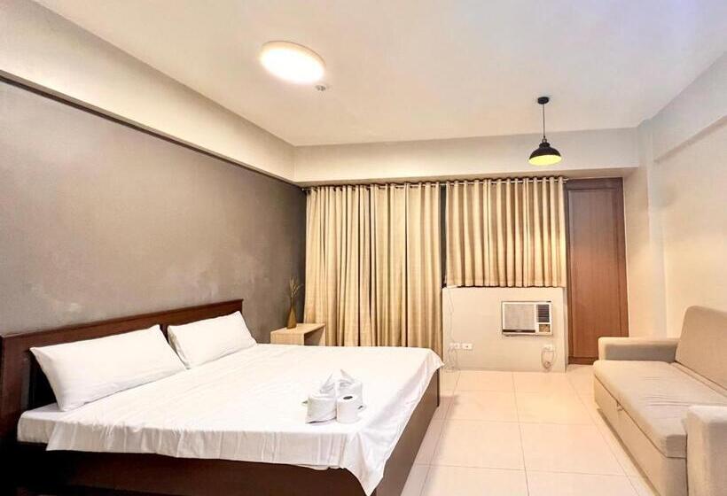 Люкс Повышенной Комфортности, Elegant Condo Hotel Across Naia Airport Terminal 3 Newport City