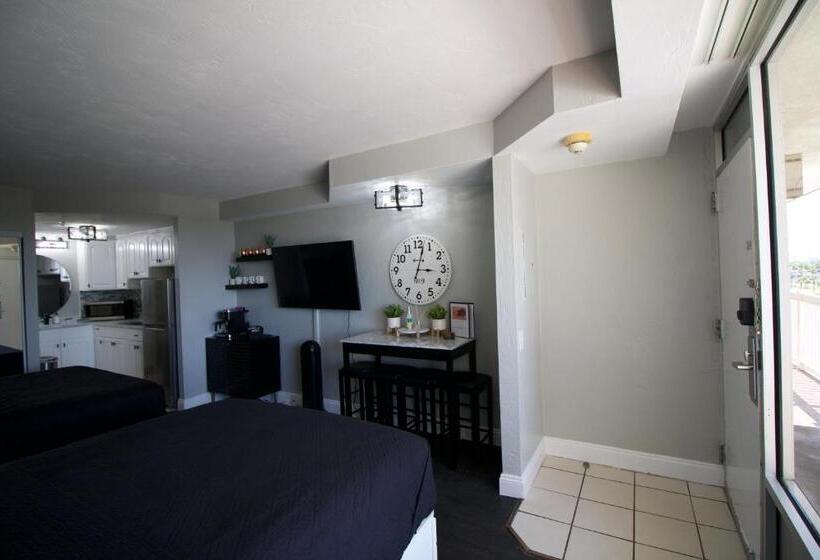 Номер Deluxe, Modern Beach Condo Daytona Beach