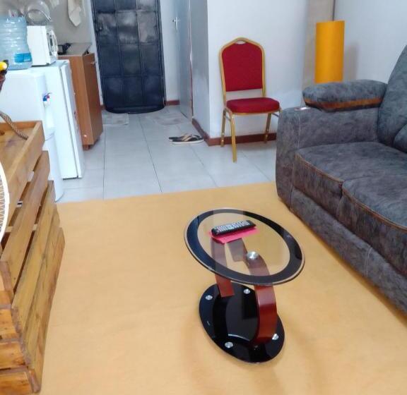 اتاق استاندارد, Tsavo 90 Degrees Apartment