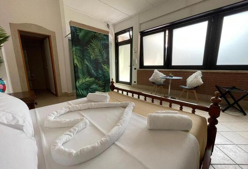 Номер Стандарт, Wild Rooms&house