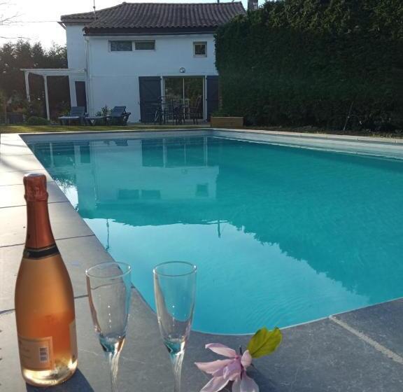 Номер Стандарт, Mas Des Vignes Piscine Chauffée