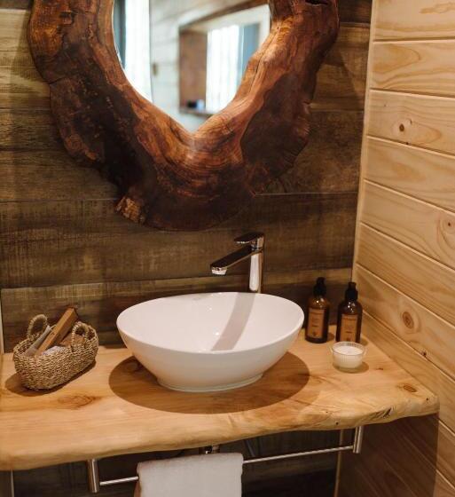 Четырехместный Номер Стандарт, Ni Newen Hotel & Lodge