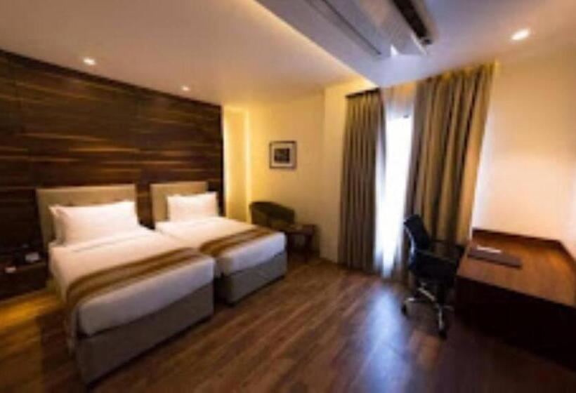 스탠다드 룸 킹사이즈 침대, Pemaling Lords Inn Dirang