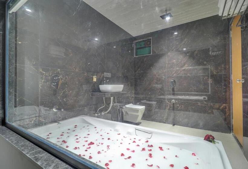 Suite, Radhe Residency