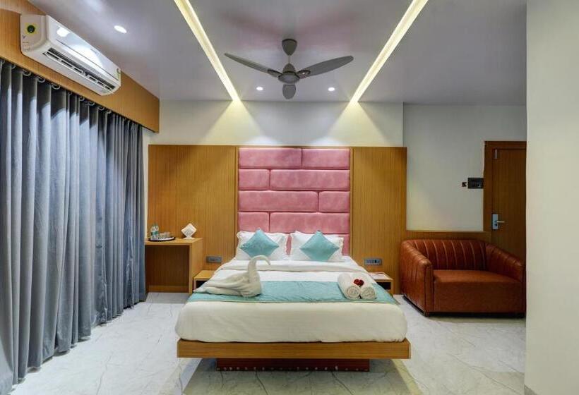 Suite, Radhe Residency