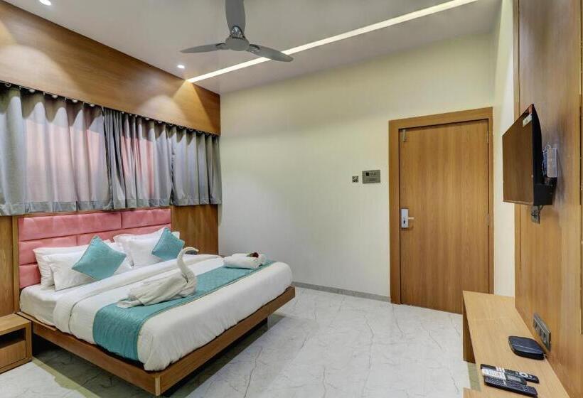 Suite, Radhe Residency