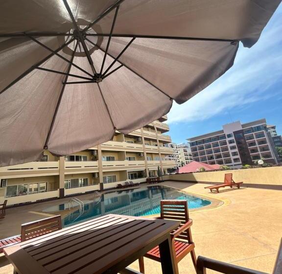 Апартаменты 1 Спальня с Балконом, View Talay Residence 4 Jomtien 56 Sqm Pool View