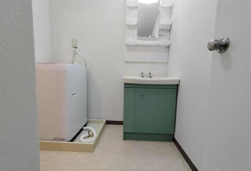Apartamento 1 Dormitório, B23新宿最中心 大久保站7分 Shinjuku Center 7 Mins To Station, Max 5 直达新宿 涉谷 表参道 池袋 上野 代代木 银座 原宿