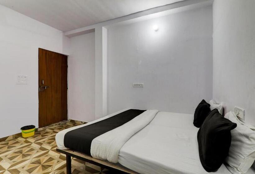Трехместный Номер Классика, Oyo Flagship Hotel Classic Inn