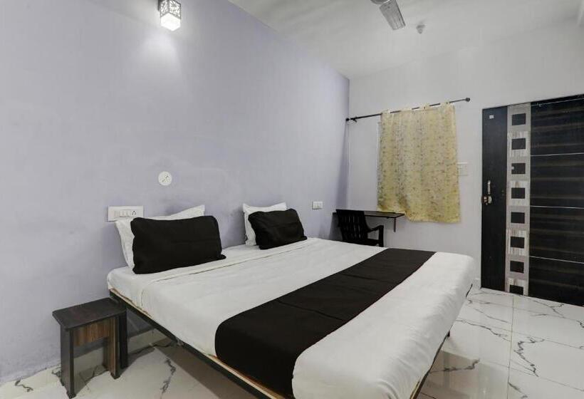 Трехместный Номер Классика, Oyo Flagship Hotel Classic Inn