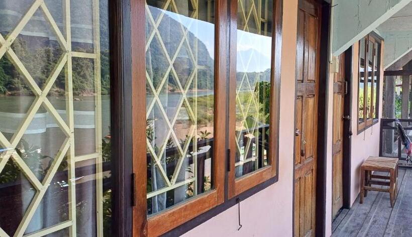 Номер Стандарт Вид на Море с Балконом, Say Lom Guesthouse