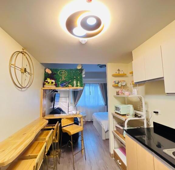 스탠다드 스튜디오, Comfy Studio Room