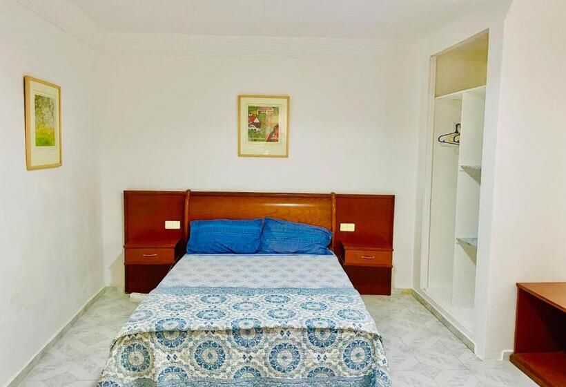 استودیوی استاندارد, Nouadhibou Guest House