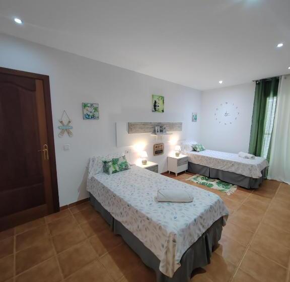 Номер Стандарт с Балконом, Las Salinas House Private Rooms