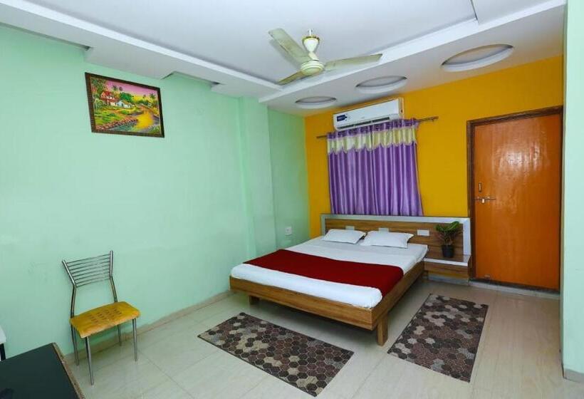 Номер Deluxe, Padmapani Park Fardapur