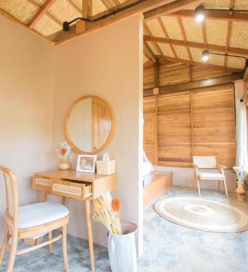 Вилла 3 Спальни, Kod Sapan Resort, Nan