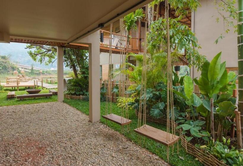 Вилла 3 Спальни, Kod Sapan Resort, Nan