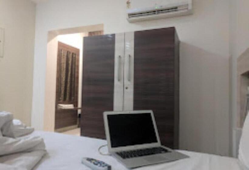 Номер Стандарт, Sri Murugan Residency, Coimbatore