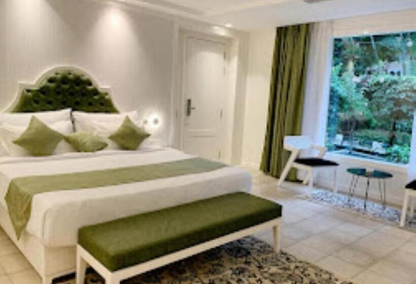 Люкс Повышенной Комфортности, The Greenwood Resort Guwahati