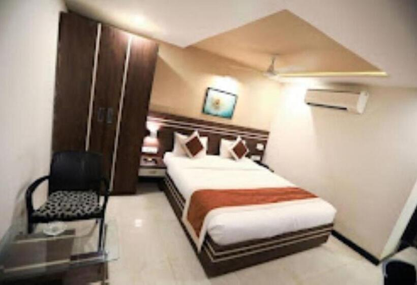 Стандартный Номер Кровать Кинг, The Suncity Hotels In Bhubaneswar Odisha