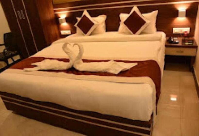 Стандартный Номер Кровать Кинг, The Suncity Hotels In Bhubaneswar Odisha