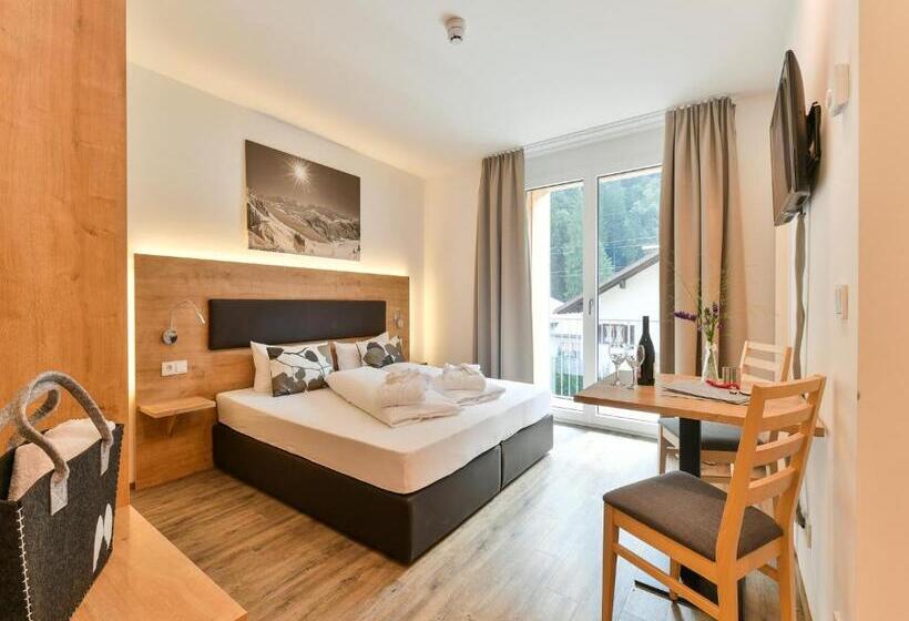 Студио Стандарт с Балконом, Alpine Lodge Klösterle Am Arlberg