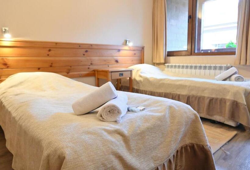 Номер Стандарт, Bansko Nomads