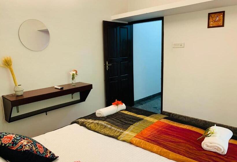اتاق لوکس, Villa Mandala Guest House