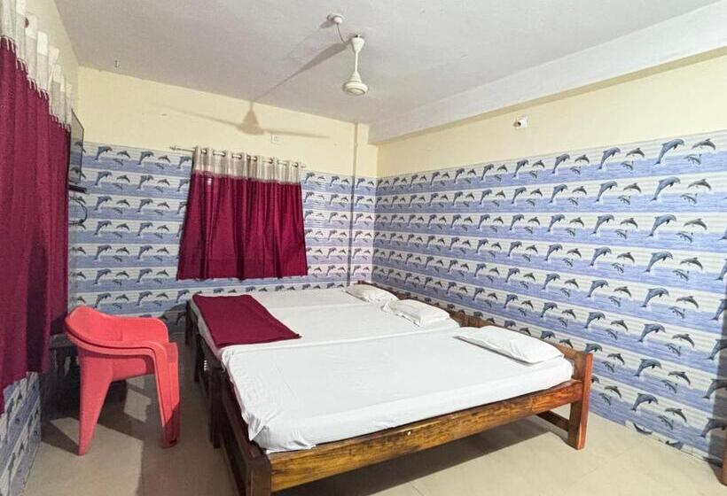 标准间, Staymaker Naik Residency