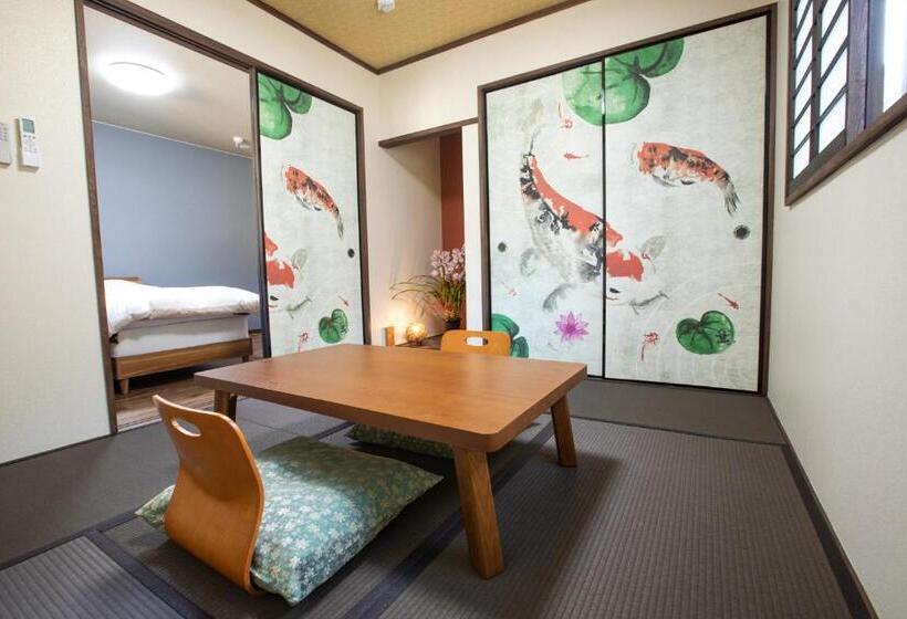 Четырехместный Номер Стандарт, Ryokan Hitaya