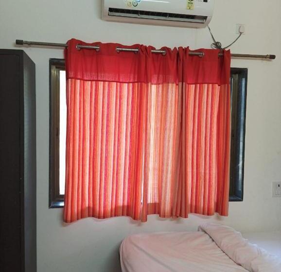 Номер Economy, Suryansh Beach Resort