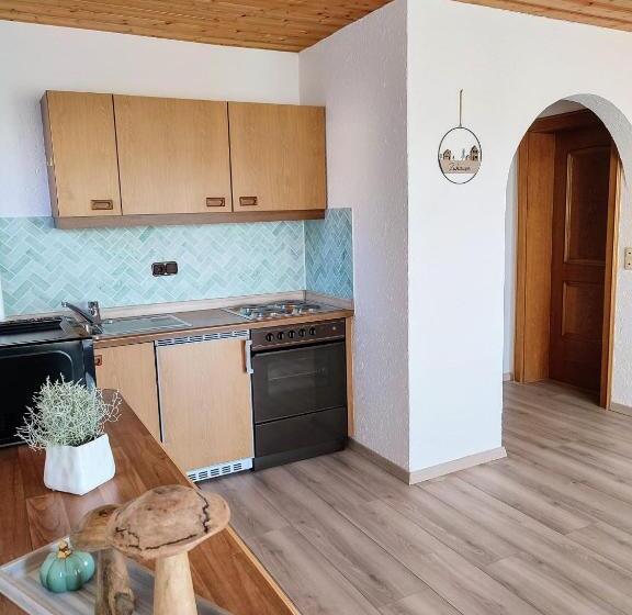 Апартаменты 1 Спальня Нижний Этаж, Frühstücks Pension Lichtenauer Hof
