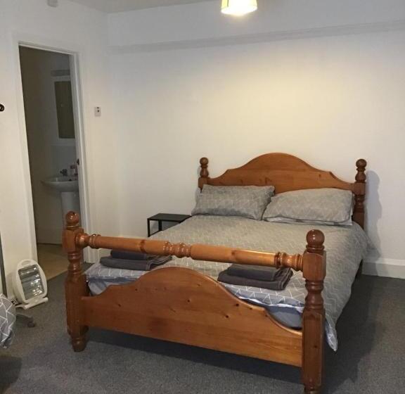 标准间, The New Juniper Berry Pub & Guest Rooms